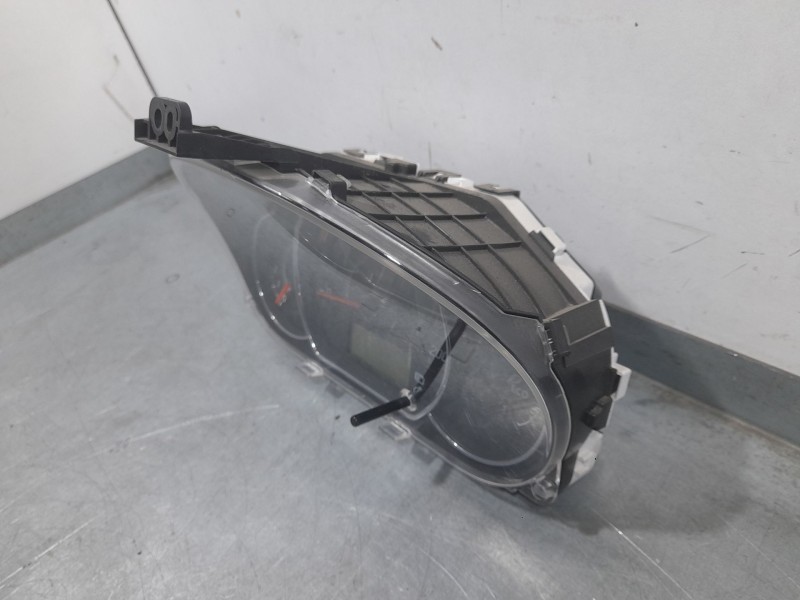 Recambio de cuadro instrumentos para mitsubishi space star (a00) kaiteki referencia OEM IAM 8100C439  