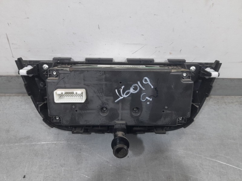 Recambio de mando climatizador para mitsubishi space star (a00) kaiteki referencia OEM IAM 7820A938XA T76593A VALEO