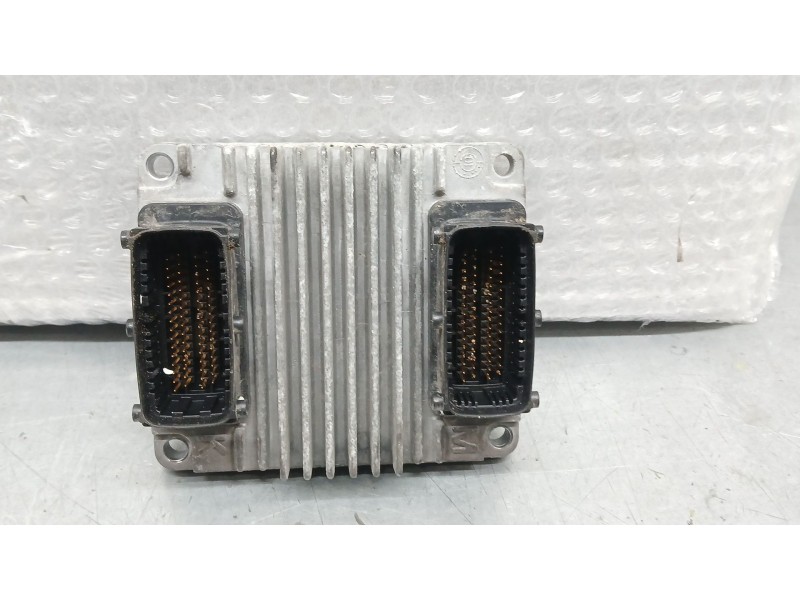 Recambio de centralita motor uce para daewoo kalos (klas) 1.4 referencia OEM IAM   