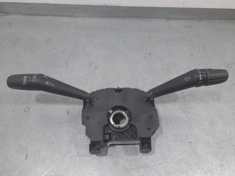 Recambio de mando luces y limpia para fiat tipo station wagon (356_, 357_) 1.4 (356wxf1b) referencia OEM IAM 077357051340  