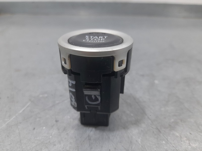 Recambio de boton start/stop para mitsubishi space star (a00) kaiteki referencia OEM IAM 8610A130  
