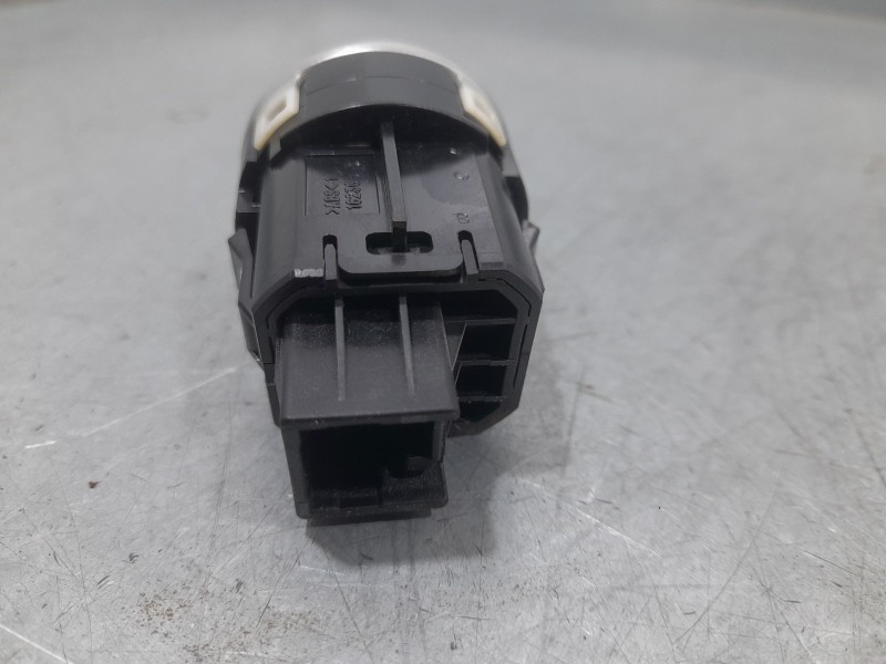 Recambio de boton start/stop para mitsubishi space star (a00) kaiteki referencia OEM IAM 8610A130  