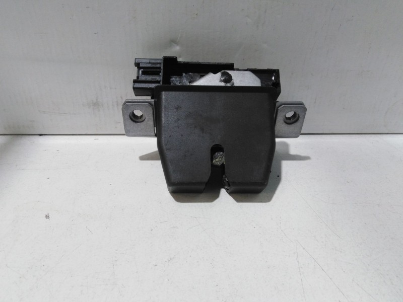 Recambio de cerradura maletero / porton para ford focus iv turnier (hp) 1.0 ecoboost mhev referencia OEM IAM DS7AN442A66AD  