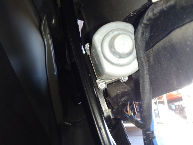 Recambio de elevalunas trasero derecho para bmw x5 (f15) xdrive 40d referencia OEM IAM 51357291952 ELECTRICO 