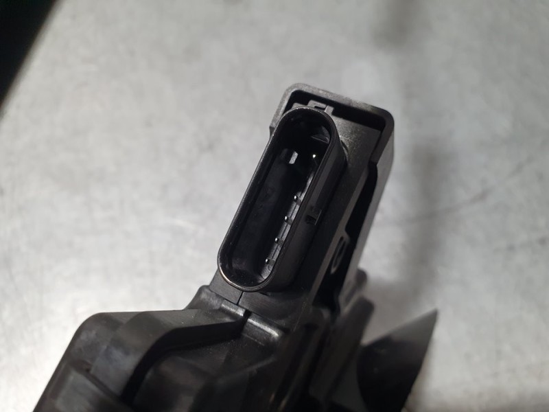 Recambio de cerradura puerta delantera izquierda para peugeot 308 active pack bluehdi 130 s&s referencia OEM IAM 9835419280 3600