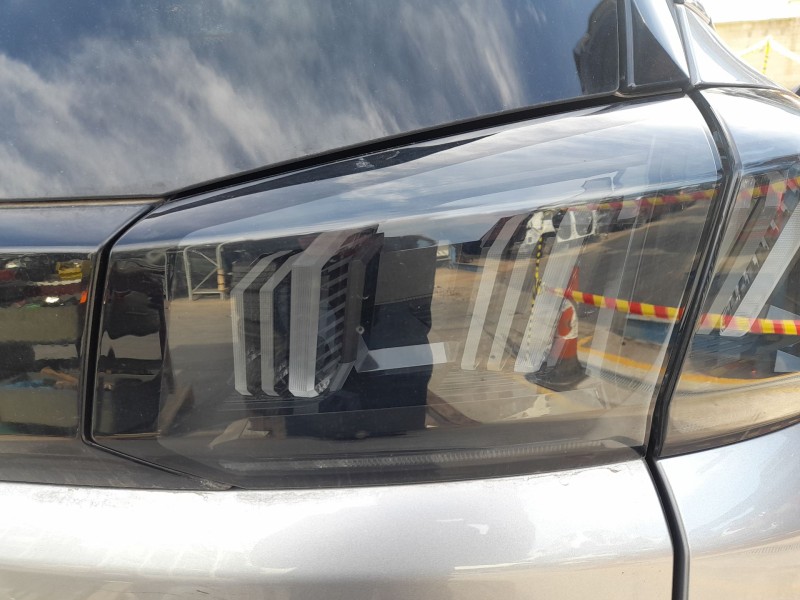 Recambio de piloto trasero derecho interior para peugeot 5008 ii (mc_, mj_, mr_, m4_) 1.2 hybrid (mrhnyh, mrhnyw, mrhnsu, mrhnsm