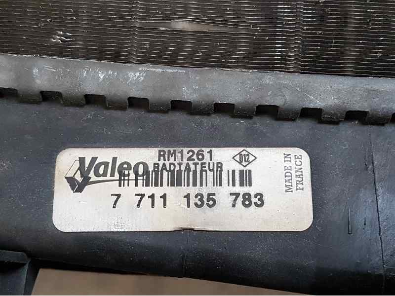 Recambio de radiador agua para renault megane ii classic berlina confort authentique referencia OEM IAM 7711135783 RM1261 VALEO