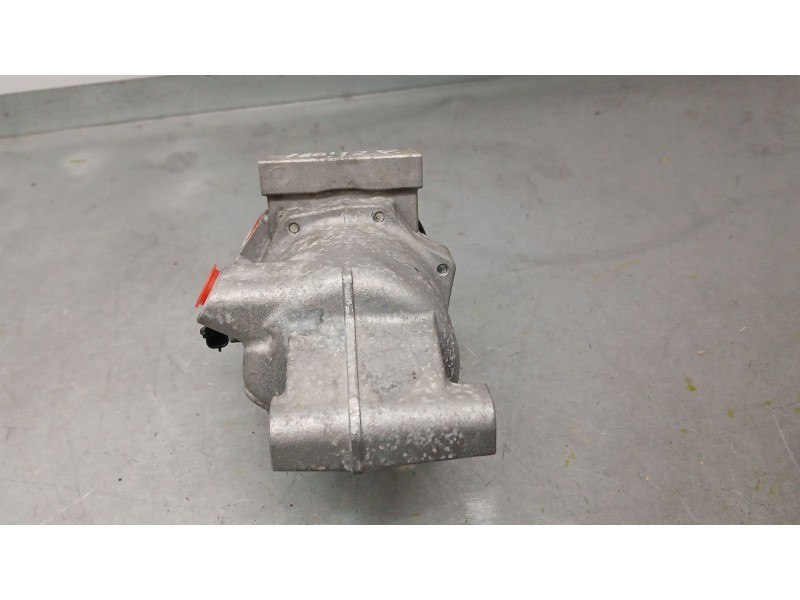 Recambio de compresor aire acondicionado para dacia sandero stepway referencia OEM IAM 926008469R CALSONIK KANSEI CR08D