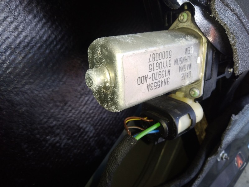 Recambio de elevalunas trasero izquierdo para bmw serie 1 lim. (f20) 114 d referencia OEM IAM 51357281883  ELECTRICO