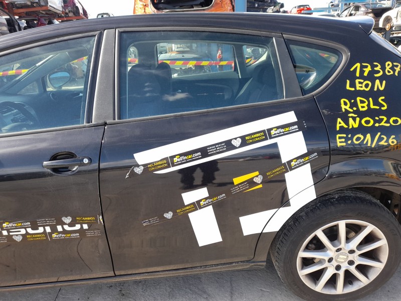 Recambio de puerta trasera izquierda para seat leon (1p1) 1.9 tdi referencia OEM IAM   