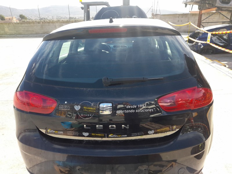 Recambio de porton trasero para seat leon (1p1) 1.9 tdi referencia OEM IAM   