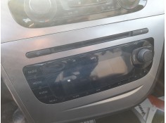 Recambio de sistema audio / radio cd para seat leon (1p1) 1.9 tdi referencia OEM IAM   