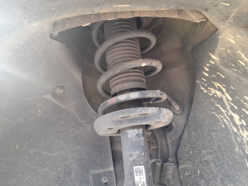 Recambio de amortiguador delantero izquierdo para seat leon (1p1) 1.9 tdi referencia OEM IAM   