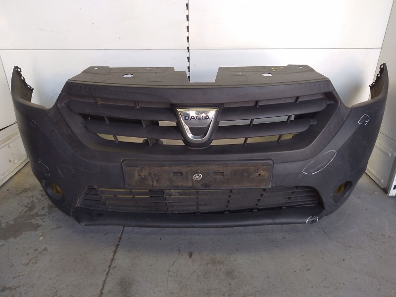 Recambio de paragolpes delantero para dacia dokker furgoneta/monovolumen 1.5 dci (feaj) referencia OEM IAM 620221477R tocado toc