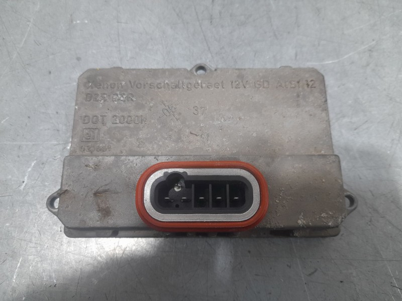 Recambio de centralita faros xenon para audi a6 c6 avant (4f5) 3.0 tdi quattro referencia OEM IAM 5DV00829000  