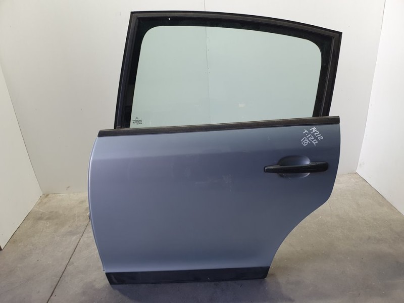 Recambio de puerta trasera izquierda para citroën c4 berlina collection referencia OEM IAM 9006H8  