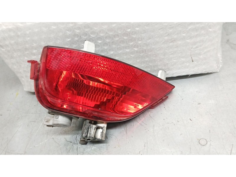 Recambio de piloto trasero izquierdo paragolpes para dacia sandero stepway referencia OEM IAM 265854470R  