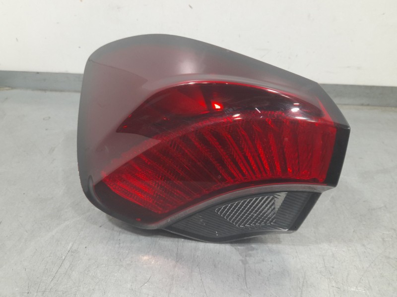 Recambio de piloto trasero izquierdo exterior para fiat tipo station wagon (356_, 357_) 1.4 (356wxf1b) referencia OEM IAM 052115