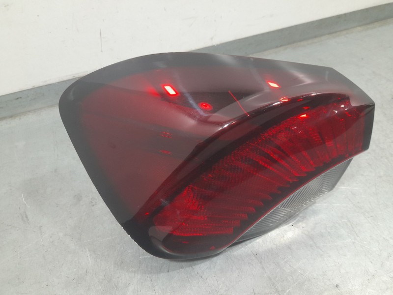 Recambio de piloto trasero izquierdo exterior para fiat tipo station wagon (356_, 357_) 1.4 (356wxf1b) referencia OEM IAM 052115