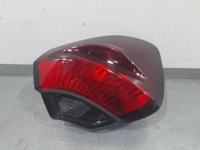 Recambio de piloto trasero derecho exterior para fiat tipo hatchback (356_, 357_) 1.3 d (356hxh1a) referencia OEM IAM 0521153420