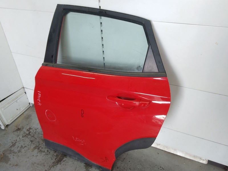 Recambio de puerta trasera izquierda para hyundai kona klass hybrid 2wd referencia OEM IAM 77003J9020  TOCADA