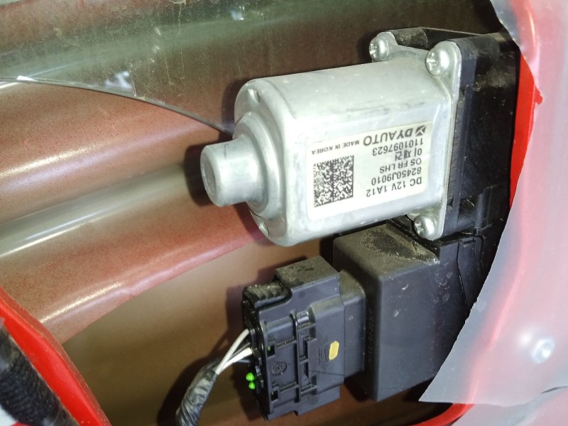 Recambio de elevalunas delantero izquierdo para hyundai kona klass hybrid 2wd referencia OEM IAM 82403J9000  ELECTRICO