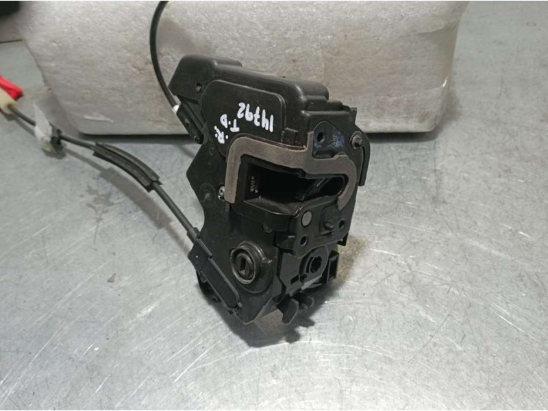 Recambio de cerradura puerta trasera derecha para peugeot 308 active pack bluehdi 130 s&s referencia OEM IAM 9835418280  ELECTRI