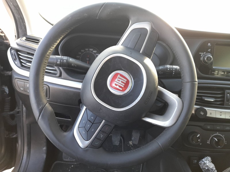 Recambio de volante para fiat tipo station wagon (356_, 357_) 1.4 (356wxa1b) referencia OEM IAM   