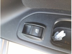 MANDO ELEVALUNAS TRASERO DERECHO 735664630 