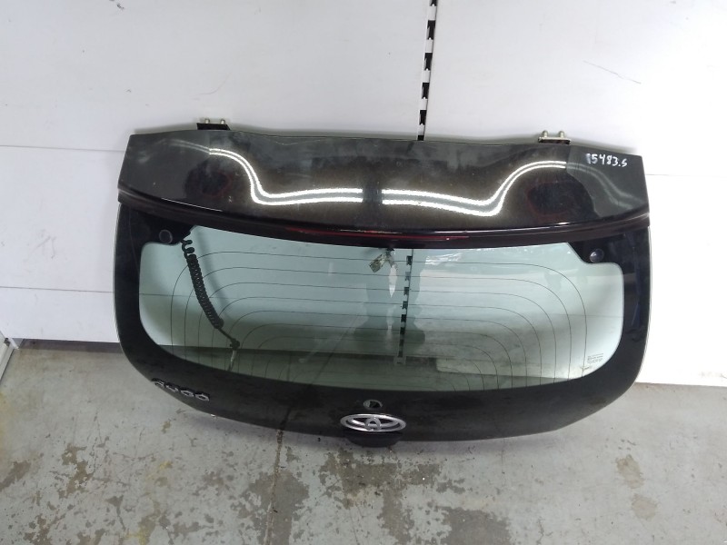 Recambio de porton trasero para toyota aygo x-cite referencia OEM IAM 681050H160  