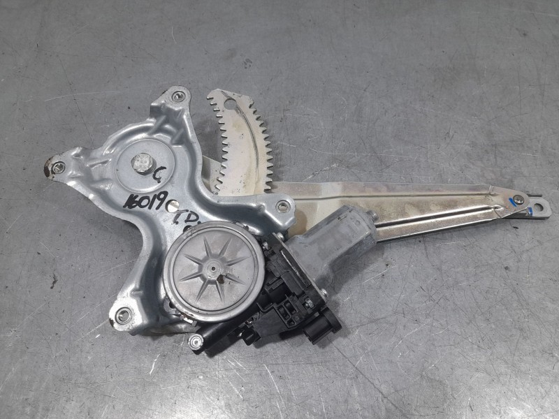 Recambio de elevalunas trasero derecho para mitsubishi space star (a00) kaiteki referencia OEM IAM 5713A323  ELECTRICO