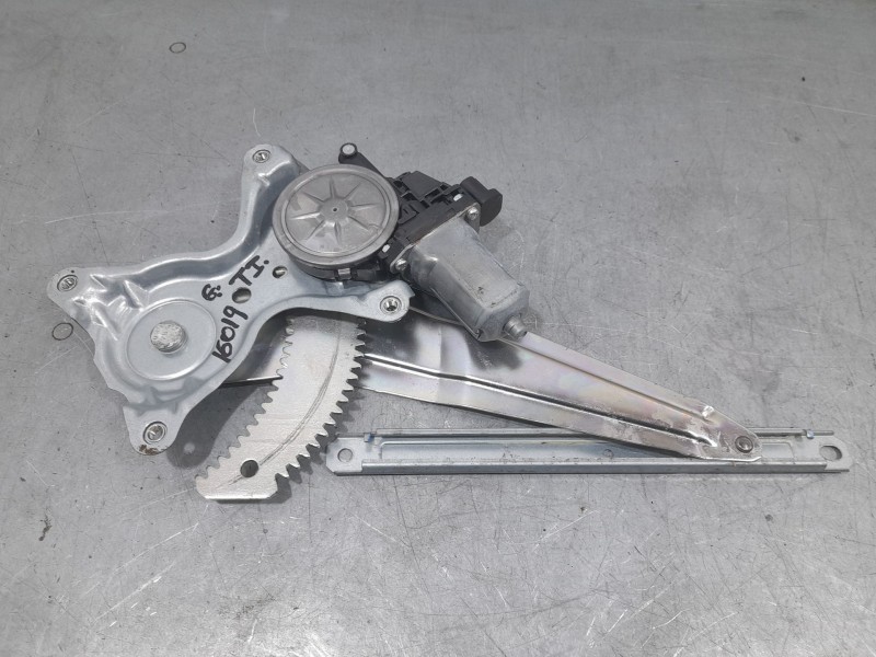 Recambio de elevalunas trasero izquierdo para mitsubishi space star (a00) kaiteki referencia OEM IAM 5713A324  ELECTRICO