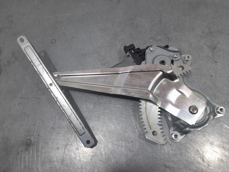 Recambio de elevalunas trasero izquierdo para mitsubishi space star (a00) kaiteki referencia OEM IAM 5713A324  ELECTRICO