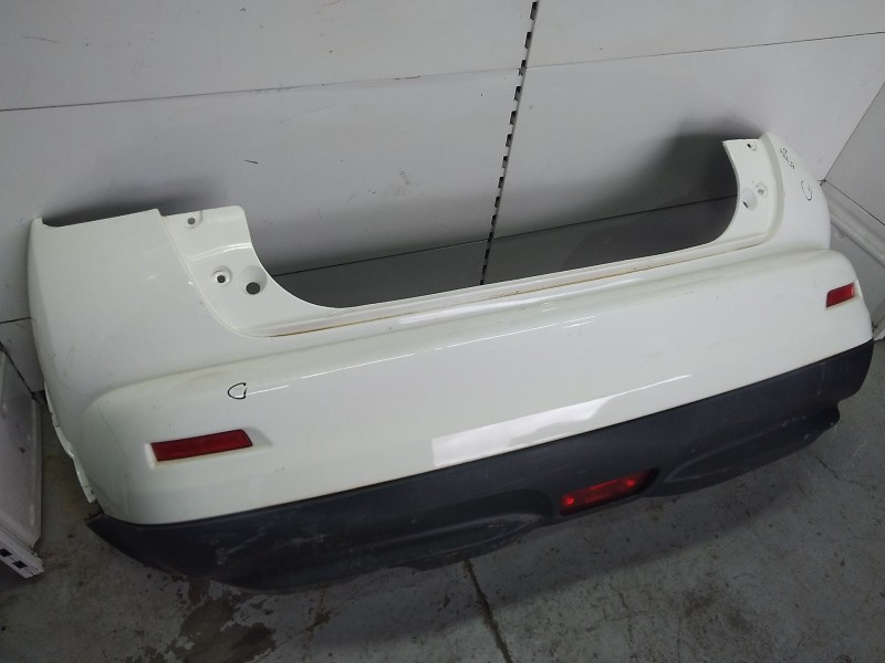 Recambio de paragolpes trasero para nissan juke (f15) acenta referencia OEM IAM 850221KA6H  