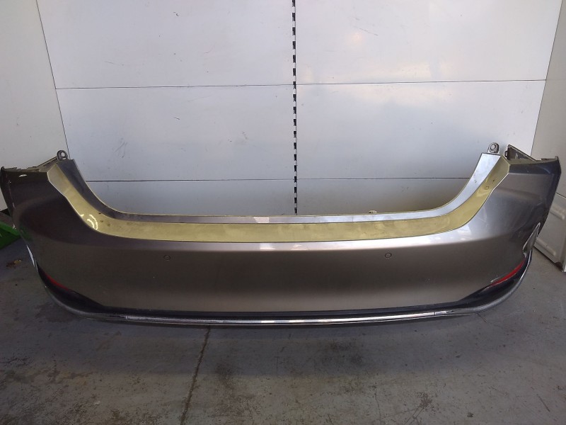 Recambio de paragolpes trasero para lexus es 300h referencia OEM IAM 5215933978  