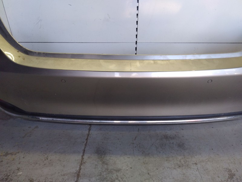 Recambio de paragolpes trasero para lexus es 300h referencia OEM IAM 5215933978  