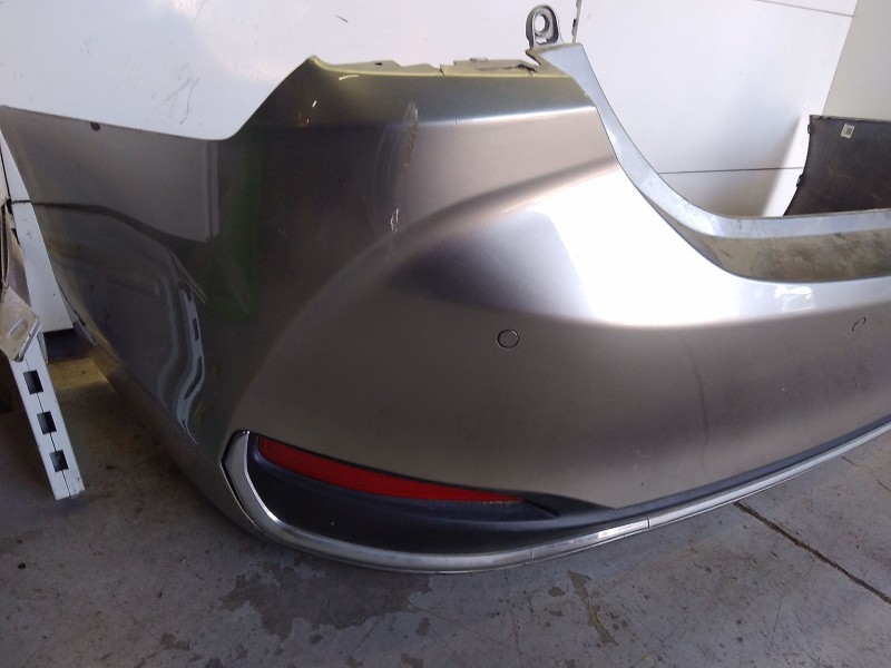 Recambio de paragolpes trasero para lexus es 300h referencia OEM IAM 5215933978  