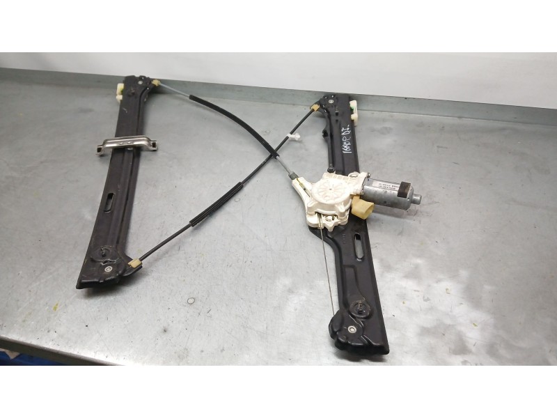 Recambio de elevalunas delantero izquierdo para bmw x5 (e70) 3.0 d referencia OEM IAM 51337166379 ELECTRICO 6 PINS 