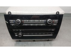 MANDO CLIMATIZADOR 9350257 JUNTO A LOS MANDOS DE RADIO 7011138