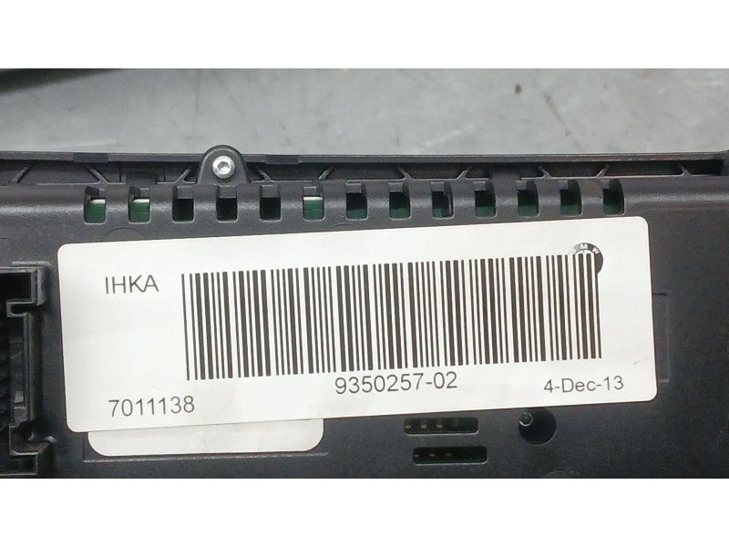 Recambio de mando climatizador para bmw x5 (f15) xdrive 40d referencia OEM IAM 9350257 JUNTO A LOS MANDOS DE RADIO 7011138