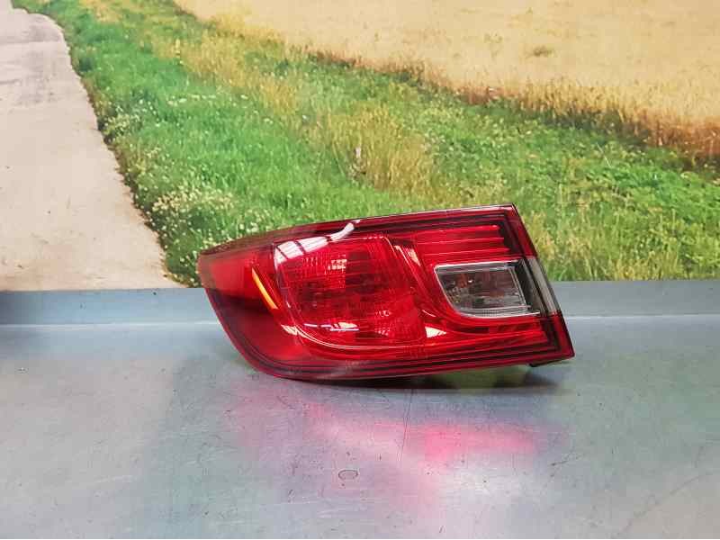 Recambio de piloto trasero izquierdo para renault clio iv business referencia OEM IAM 265553752R  EXTERIOR