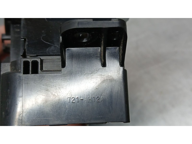 Recambio de mando multifuncion para toyota rav4 hybrid 4x2 advance referencia OEM IAM   