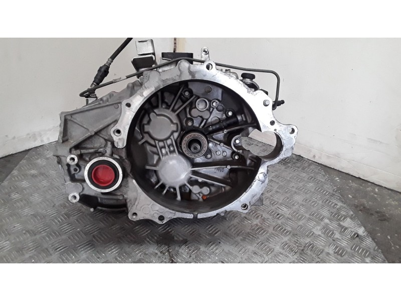 Recambio de caja cambios para jeep compass limited 4x2 referencia OEM IAM 5106045AB 6 VELOCIDADES 