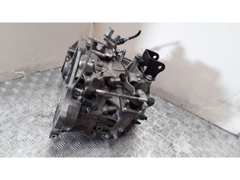 Recambio de caja cambios para jeep compass limited 4x2 referencia OEM IAM 5106045AB 6 VELOCIDADES 