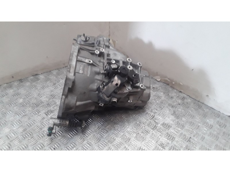 Recambio de caja cambios para kia rio (yb) gt line referencia OEM IAM U95VJH 005968 6 VELOCIDADES
