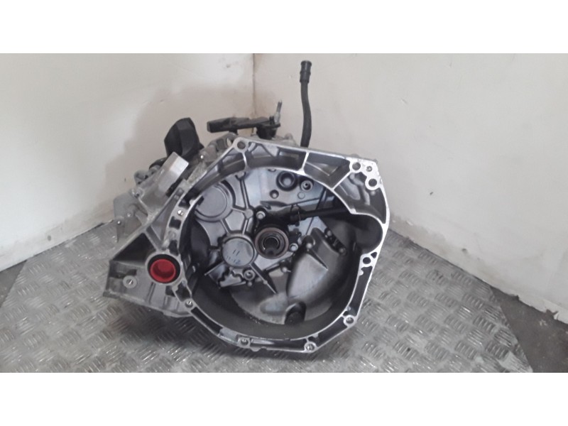 Recambio de caja cambios para dacia sandero stepway referencia OEM IAM JT4004 A517994 