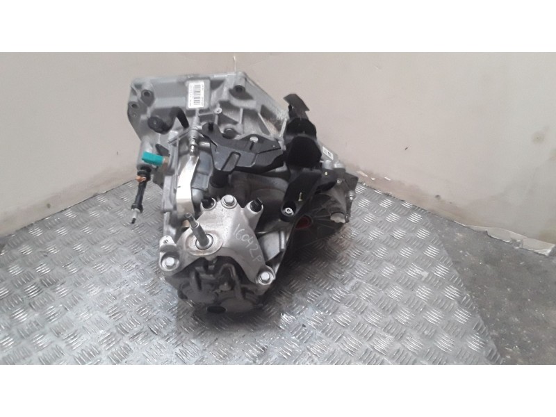Recambio de caja cambios para dacia sandero stepway referencia OEM IAM JT4004 A517994 