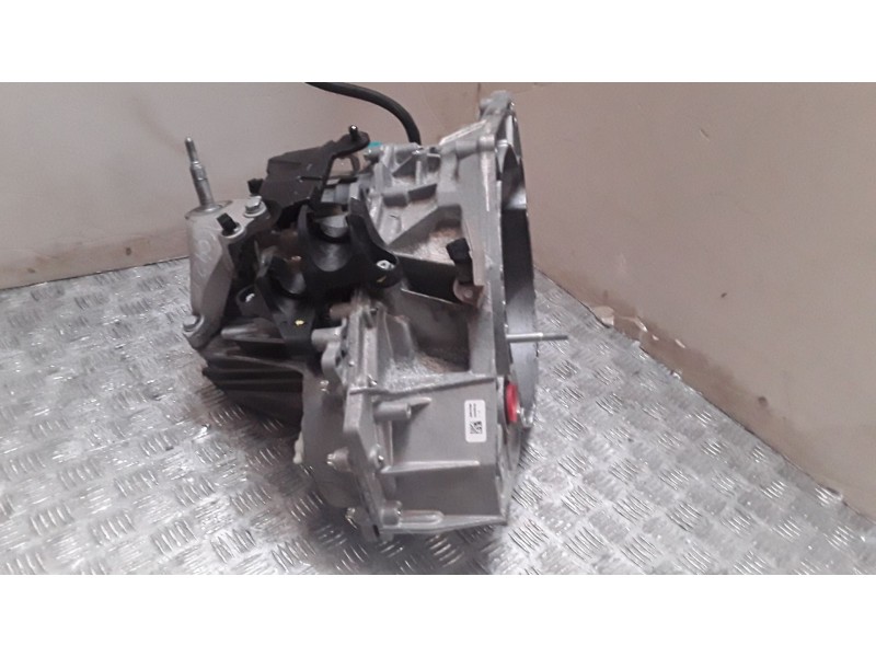 Recambio de caja cambios para dacia sandero stepway referencia OEM IAM JT4004 A517994 
