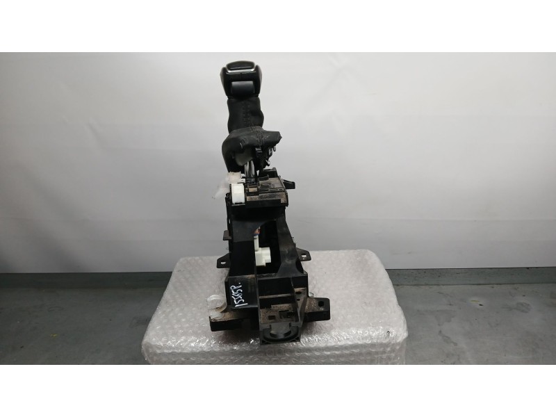 Recambio de palanca cambio para toyota rav4 hybrid 4x2 advance referencia OEM IAM 3354240050C0  