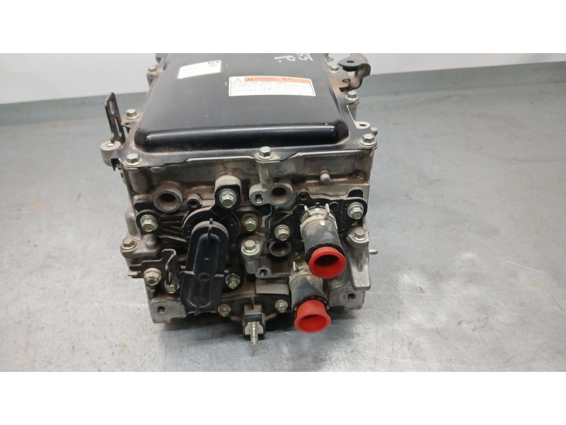 Recambio de convertidor para toyota rav4 hybrid 4x2 advance referencia OEM IAM   